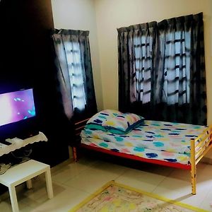 Hma Guesthouse